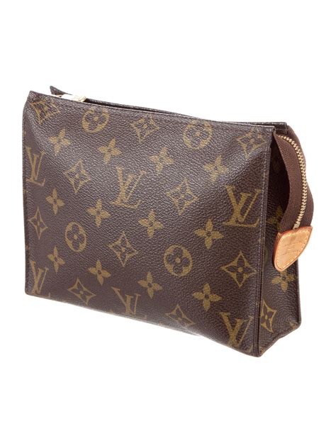 louis vuitton 19 toiletry pouch|Louis Vuitton toiletry hard case.